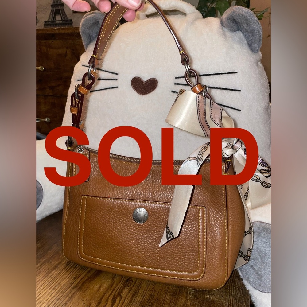 SOLD Coach (8E99) Chelsea Pebble Leather Shoulder Bag with Free bag scarf - Picture 1 of 16